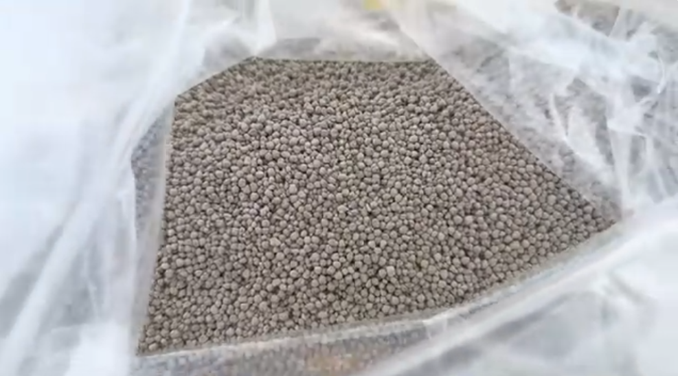 Ceramic powder and cement mixing granulator